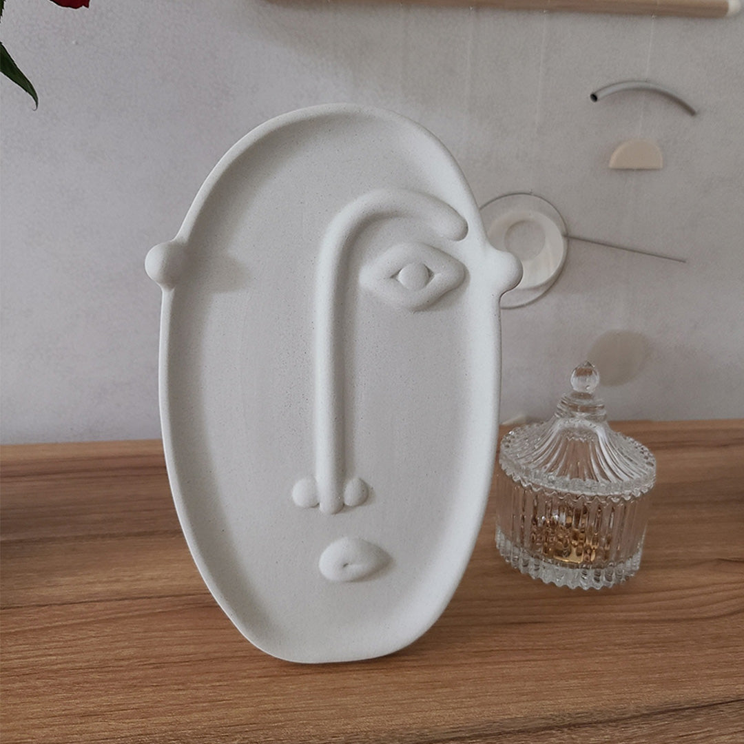 Abstract face vase